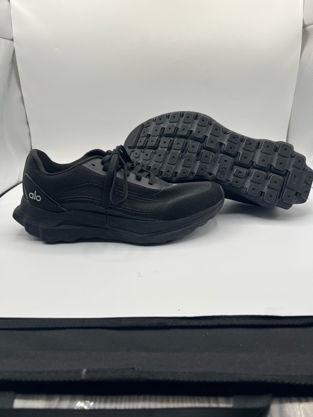 Alo Yoga Black Athletic Sneakers | Women’s Size 10.5 WORN ONCE - box included - Picture 5 of 12